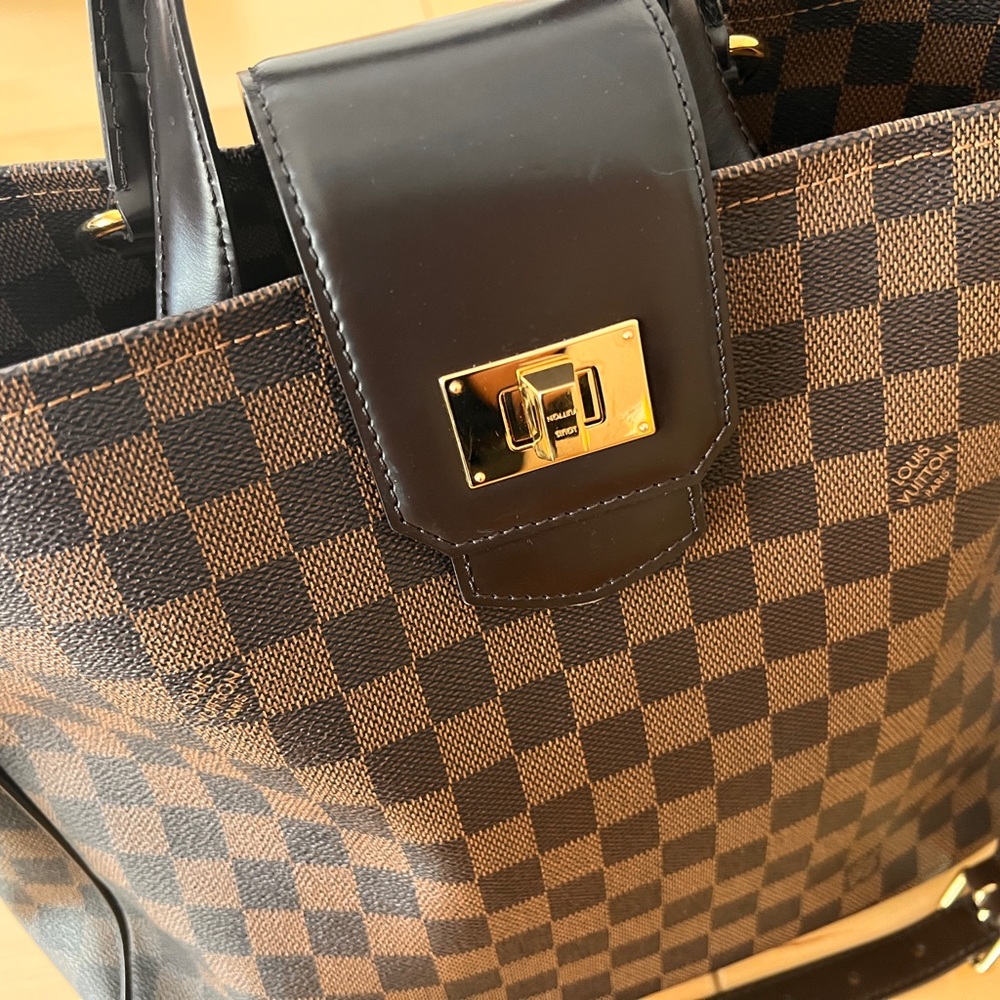Louis Vuitton vinyl Brown Checkered handbag - Picture 6 of 6